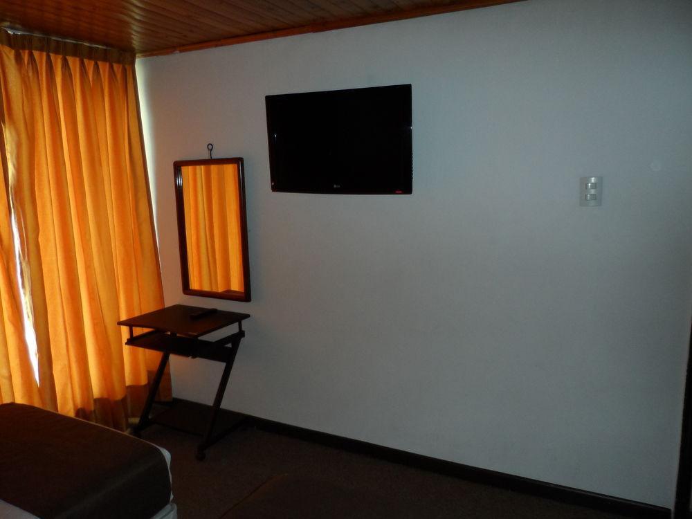 Hotel Casa Quinta Embajada Bogotá Zewnętrze zdjęcie