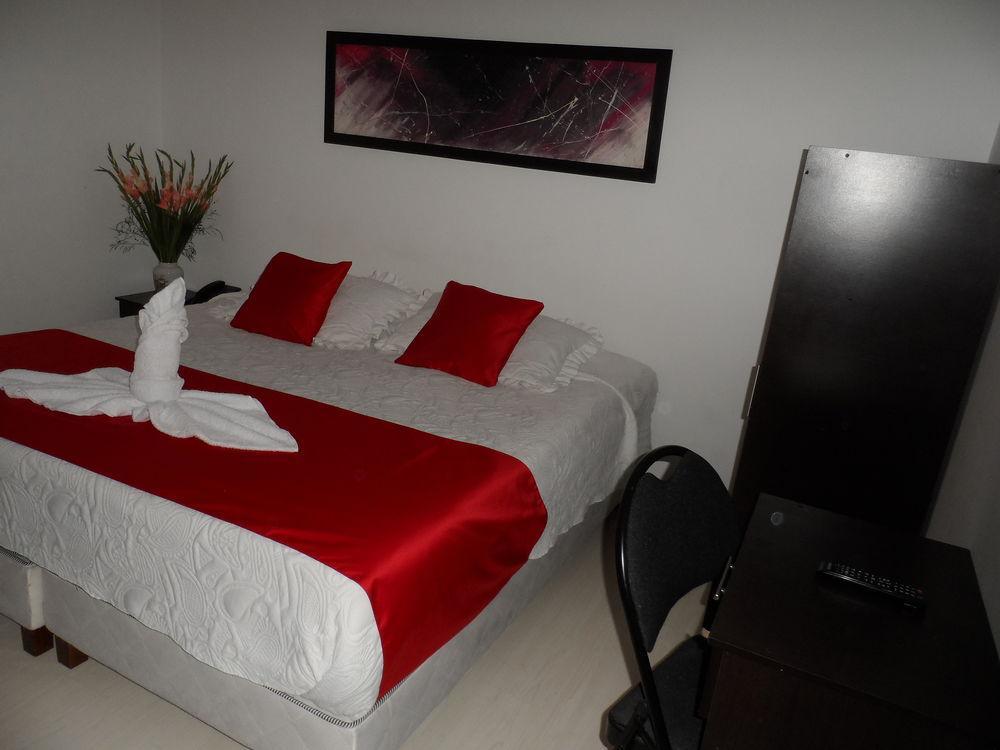 Hotel Casa Quinta Embajada Bogotá Zewnętrze zdjęcie
