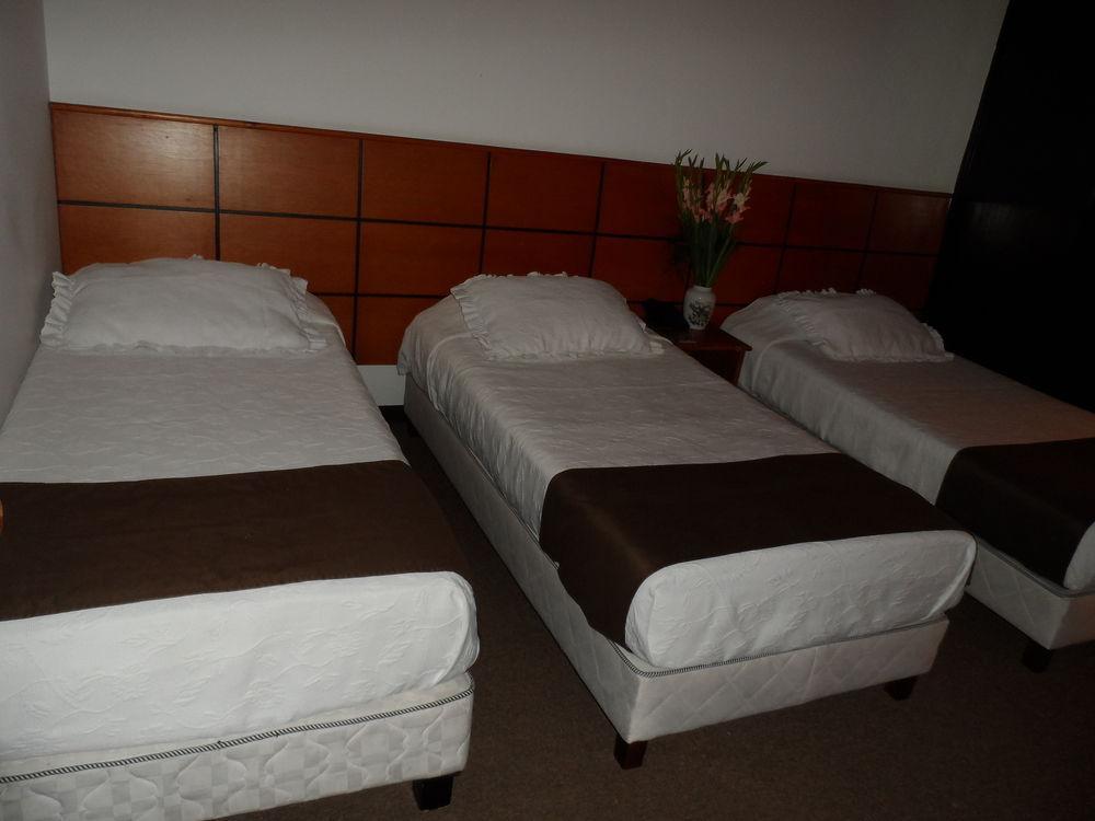 Hotel Casa Quinta Embajada Bogotá Zewnętrze zdjęcie